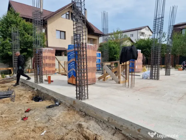 Super locatie, padure Rosu, vila în constructie 290 mp , te