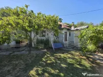 Casă 70 mp– Valea Caselor, Dâmbovița