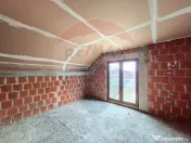 Casă în Vladimirescu, 5 camere, garaj, 1000 mp teren. C... 