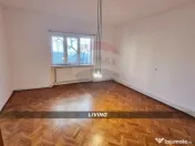 Casă / Vilă cu 5 camere de vânzare în zona Orasul Vechi 