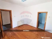 Casă / Vilă cu 5 camere de vânzare în zona Orasul Vechi 