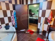 Casă / Vilă cu 5 camere de vânzare în zona Orasul Vechi 