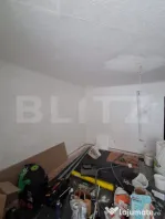 Spațiu comercial 55 mp, în curs de renovare, 3 camere la p