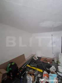 Spațiu comercial 55 mp, în curs de renovare, 3 camere la p