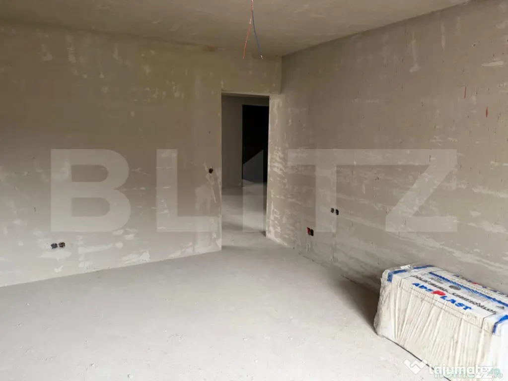 Apartament 4 camere, semifinisat cu garaj si boxa, zona Brad - Zalau (Salaj)