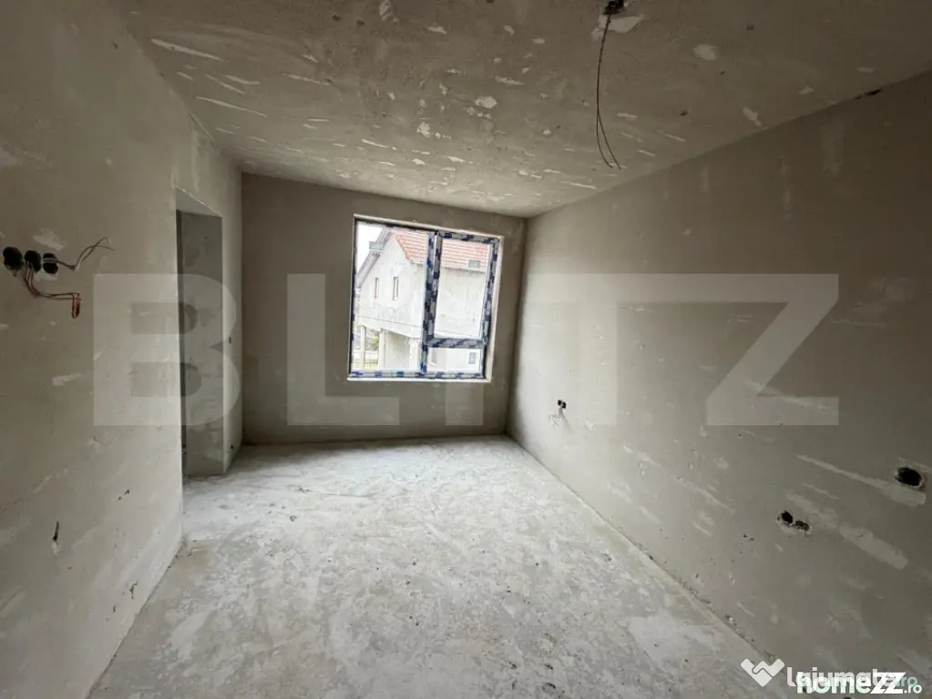 Apartament 4 camere, semifinisat cu garaj si boxa, zona Brad - Zalau (Salaj)