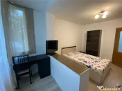 Decomandat, loc parcare, zona Grivitei, Brasov 