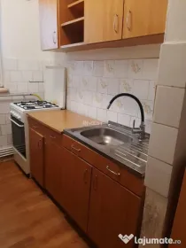 Apartament 2 camere-Podu Ros-Liceul Emil Racovita