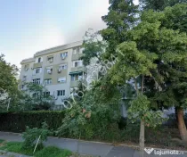 Apt. 2 cam. zona Aviatiei, Str. Borșa, la 5 min. metrou Aurel Vlaicu.