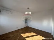 Apartament 4 camere de închiriat – Bd. Unirii / Str. V... 