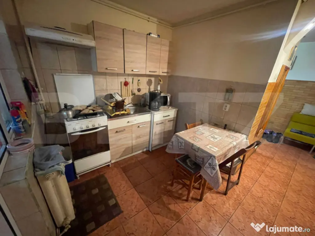 Apartament 3 camere + Spațiu comercial (25 mp) – Zonă Ka