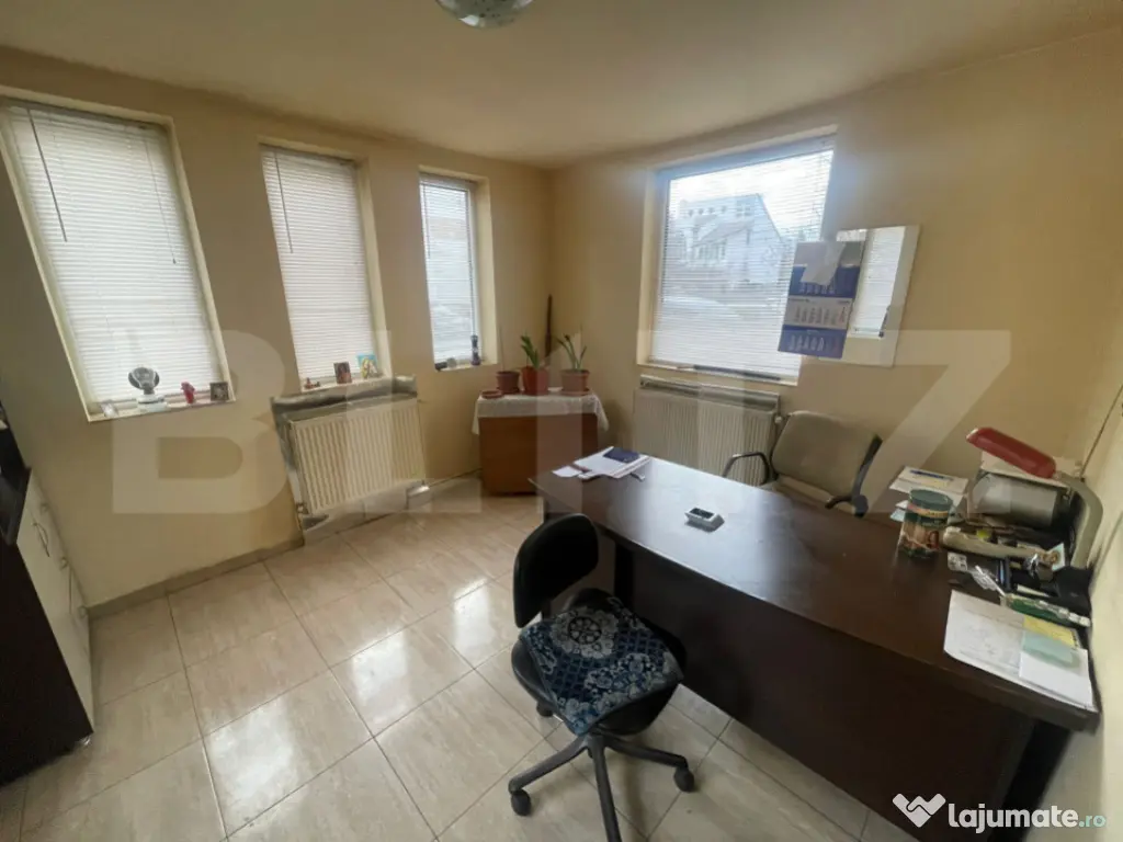 Apartament 3 camere + Spațiu comercial (25 mp) – Zonă Ka