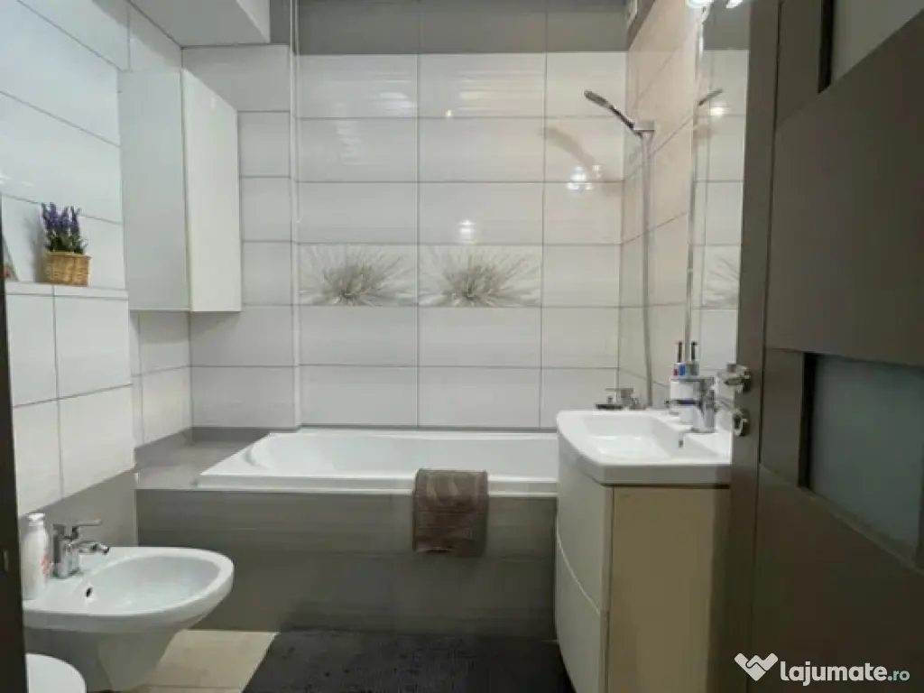 Apartament Cu 2 Camere Decomandate Bloc Nou Etaj 3 Zona Burdujeni