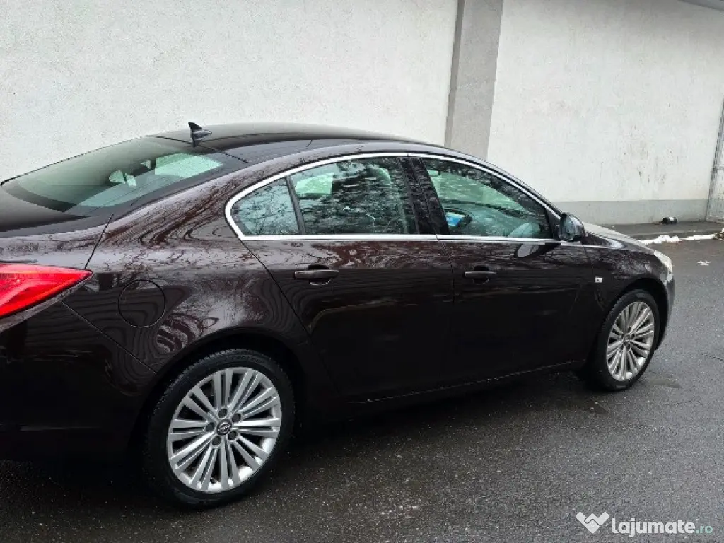 Opel insignia 2012