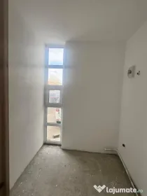 Casa la cheie, ideala birou sau locuinta 75mp utili, zona Br