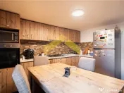 Casa de Sannicolau Mic 