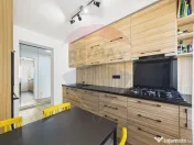 Apartament de vanzare, 3 camere ultra finisat, Bd. Unirii... 