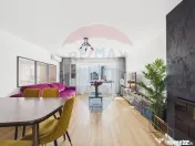 Apartament de vanzare, 3 camere ultra finisat, Bd. Unirii