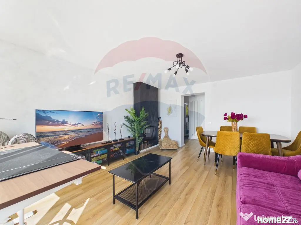 Apartament de vanzare, 3 camere ultra finisat, Bd. Unirii