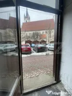 Spațiu comercial de vanzare, 56 mp, în Piața Centrală ??