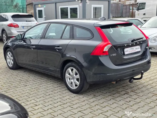 Volvo V60 Diesel, incalzire scaune, Navi, Carlig