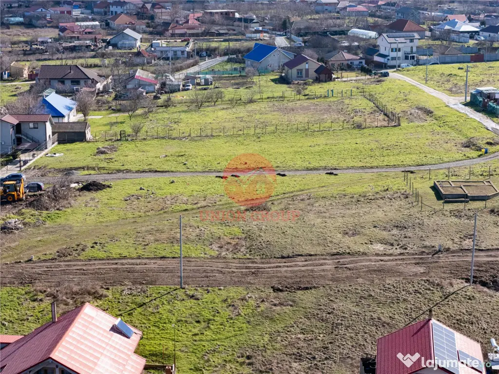 Teren Intravilan 2380 mp Langa Lac, Corbu