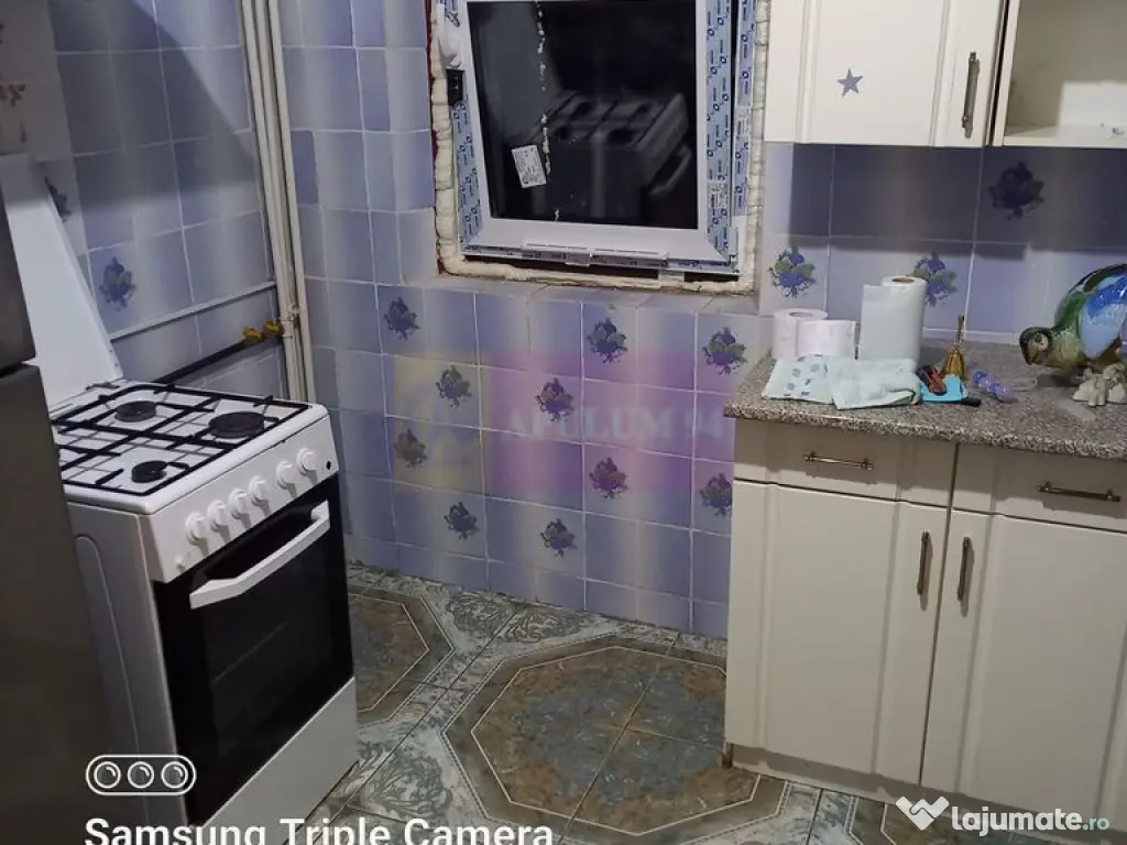 Vanzare apartament 3 camere zona Vitan Mall