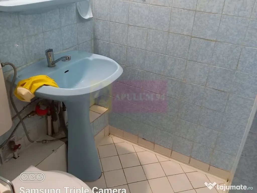 Vanzare apartament 3 camere zona Vitan Mall