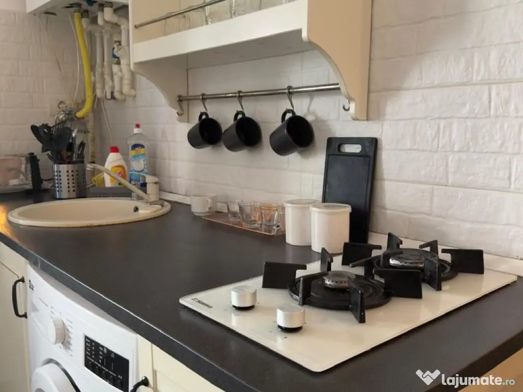 Garsoniera 33,30 mp - la 150 metri de plaja - Mamaia Nord