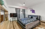 Apartament de vânzare cu 4 camere decomandat - Zona Intim 