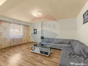 Apartament de vânzare cu 4 camere decomandat - Zona Intim 