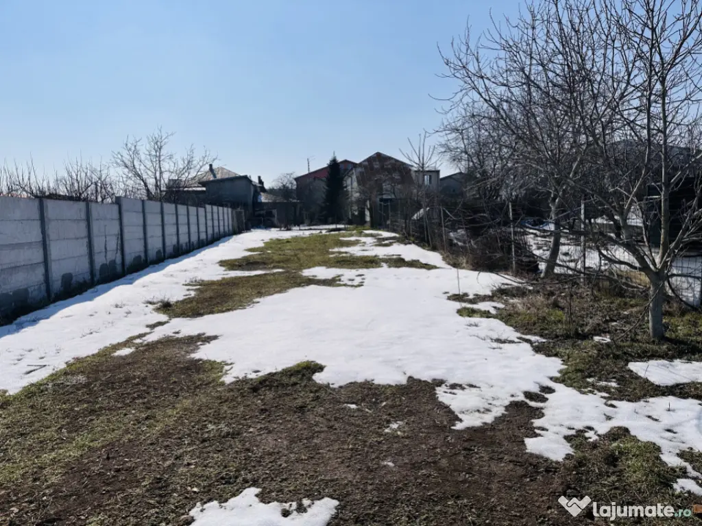 Teren superb 600 mp deschidere la asfalt , 11 m cu adâncime