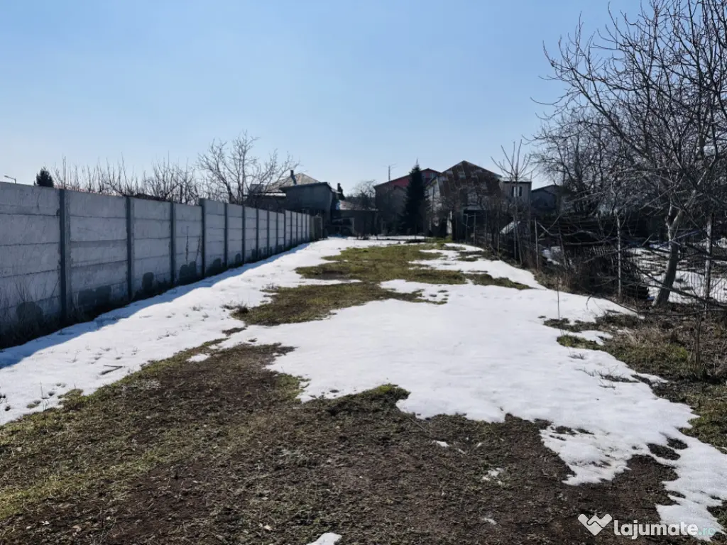 Teren superb 600 mp deschidere la asfalt , 11 m cu adâncime