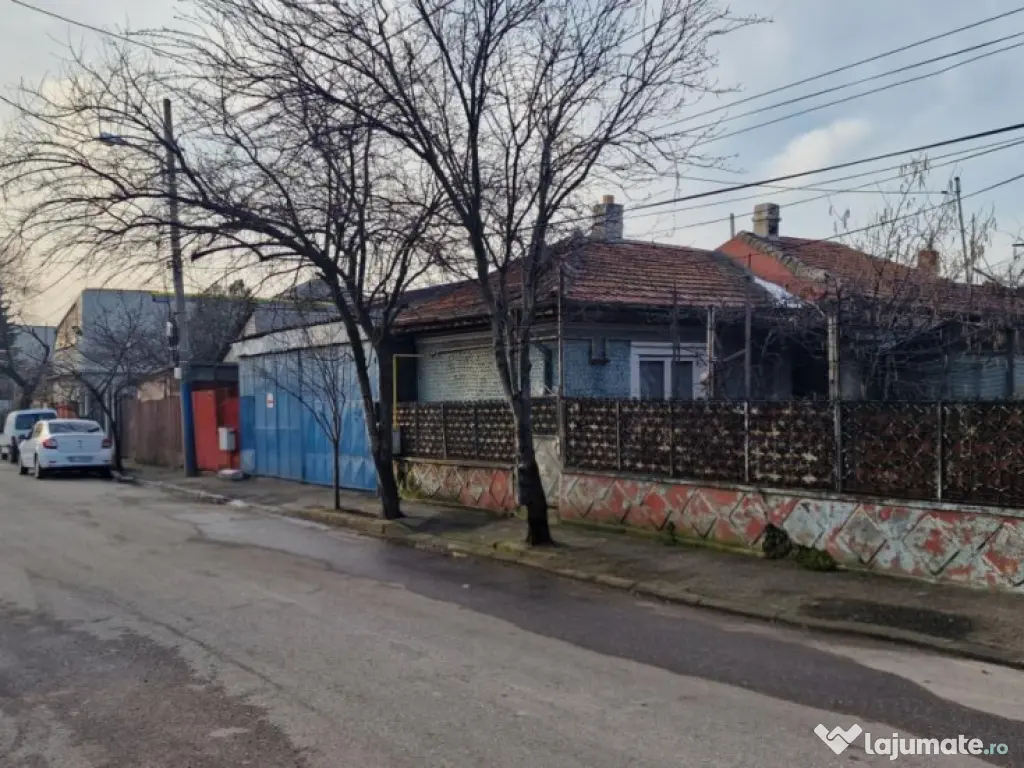 Casă cu teren generos de vânzare Zona Colentina – Carre