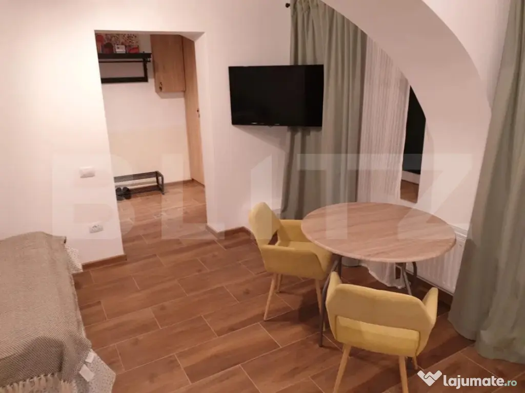 Studio cochet ultracentral - centrul istoric - mobilat și u