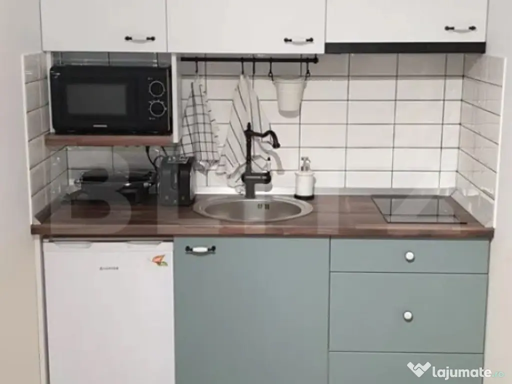 Studio cochet ultracentral - centrul istoric - mobilat și u