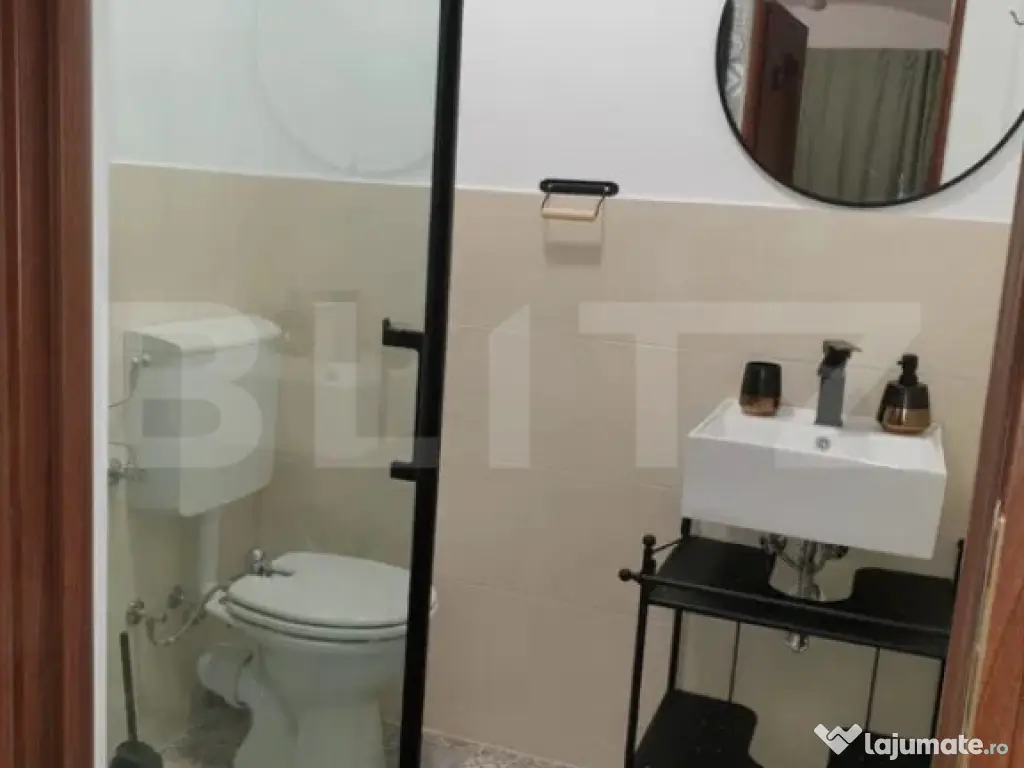 Studio cochet ultracentral - centrul istoric - mobilat și u