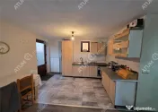Casa individuala cu 5 camere si curte proprie in Cisnadie Si