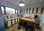 Casa individuala cu 5 camere si curte proprie in Cisnadie Si