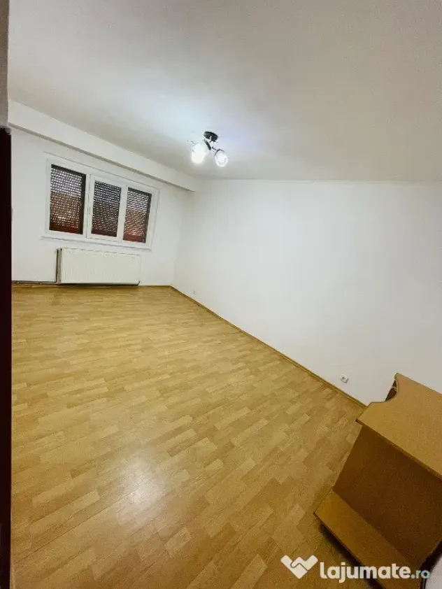 Apartament 3 camere strada Dunarii