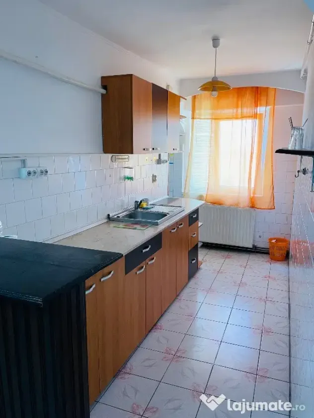 Apartament 3 camere strada Dunarii
