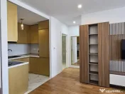 2 camere complet mobilat/utilat, prima chirie Loc parcare inclus 