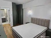 2 camere complet mobilat/utilat, prima chirie Loc parcare inclus 
