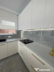 Casă nouă NELOCUITĂ, design interior premium, panouri fotovoltaice 