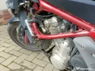 Moto Kawasaki ER6F 650 2006 – lovită dreapta – pornește