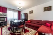 Apartament cu 3 camere în Podgoria Arad, vedere frumoasă, 2 balcoane 