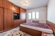 Apartament cu 3 camere în Podgoria Arad, vedere frumoasă, 2 balcoane 
