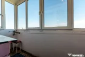 Apartament cu 3 camere în Podgoria Arad, vedere frumoasă, 2 balcoane 