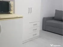 Ofer spre inchiriere garsoniera la casa cu facturi incluse central