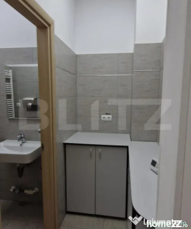 Spațiu comercial, 82 mp, zona Micro 11